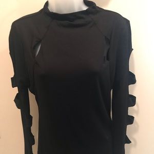 Venus Ladder Sleeve Top Size Medium